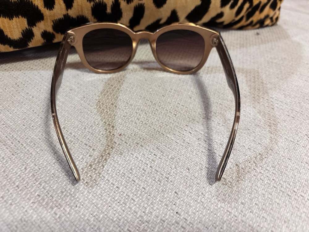 Laundry By Shelli Segal Tortoise Sunglasses - Picture 4 of 9